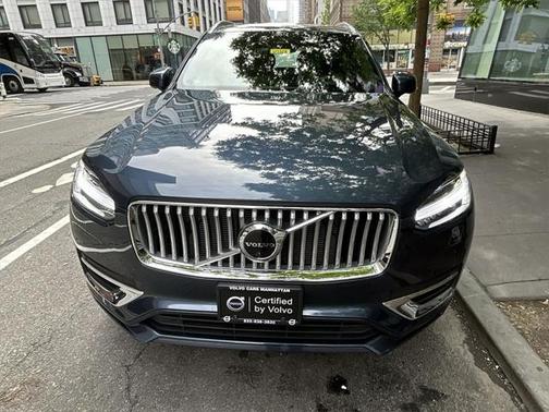 2023 Volvo XC90 B6 Ultimate 7-Seater