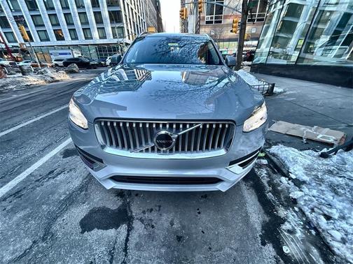 2025 Volvo XC90 B6 Ultra