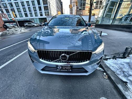 2023 Volvo XC60 B5 Core