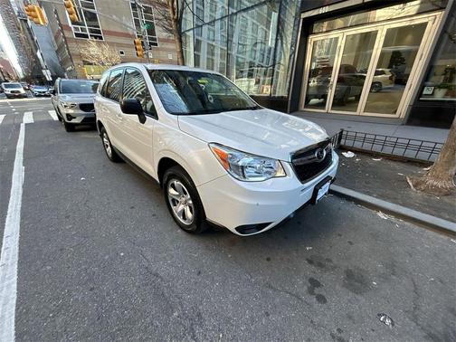 2016 Subaru Forester 2.5i