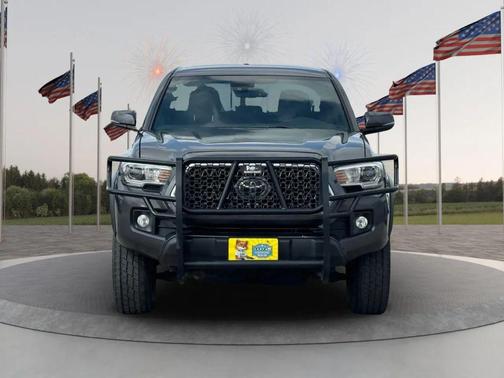 2018 Toyota Tacoma SR