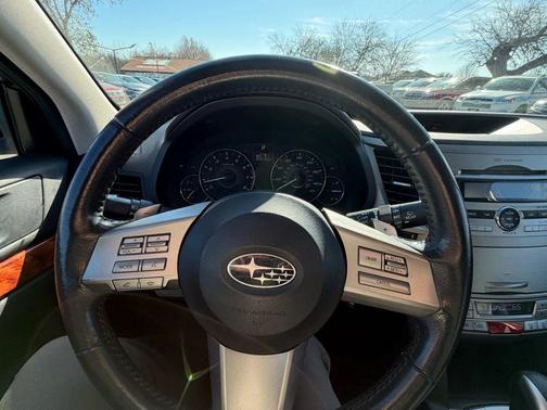 2011 Subaru Outback 2.5 i Limited