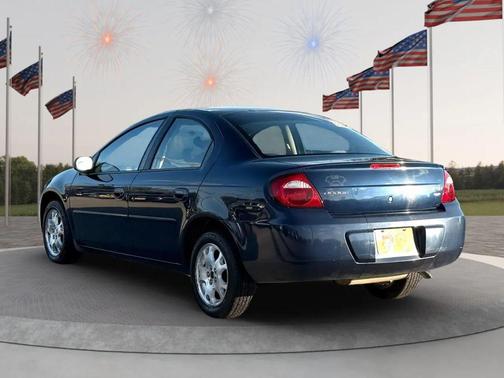 2005 Dodge Neon SXT