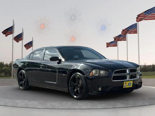 Pitch Black 2012 Dodge Charger R/T