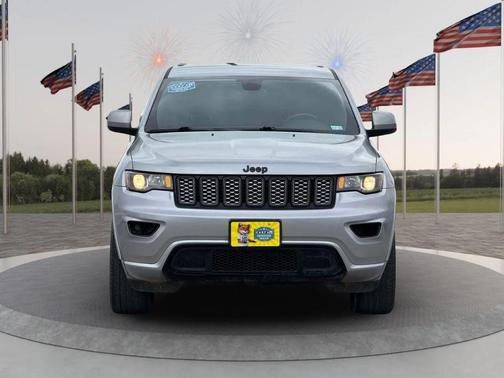 2021 Jeep Grand Cherokee Laredo