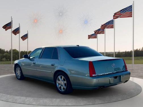 2007 Cadillac DTS Luxury