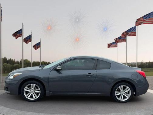 Black 2012 Nissan Altima 2.5 S