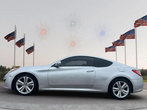 Silverstone Metallic 2010 Hyundai Genesis Coupe 3.8 Grand Touring