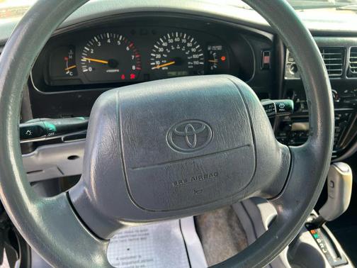 2000 Toyota Tacoma Xtracab
