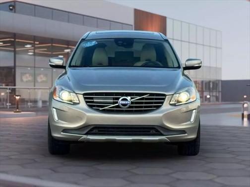 2015 Volvo XC60 T5 Platinum