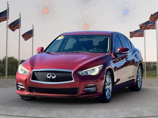 2014 INFINITI Q50 Base