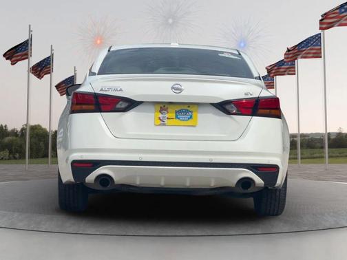 Pearl White Tricoat 2019 Nissan Altima 2.5 SV