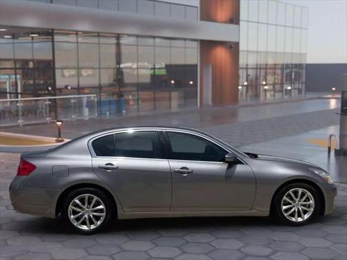 2009 INFINITI G37 Journey