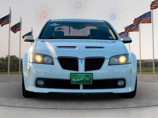 2009 Pontiac G8 Sedan 4D