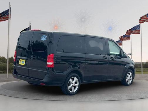 Black 2018 Mercedes-Benz Metris Base