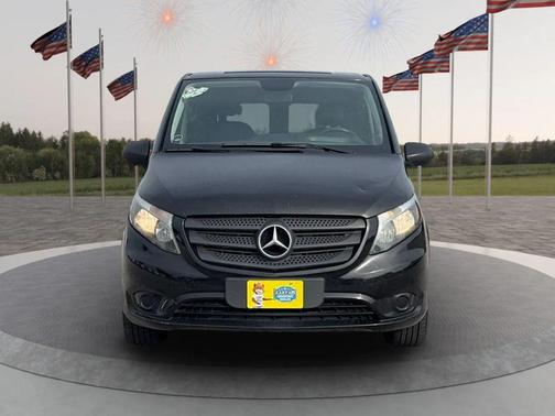 Black 2018 Mercedes-Benz Metris Base