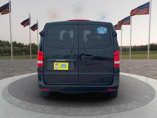 Black 2018 Mercedes-Benz Metris Base