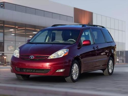 2008 Toyota Sienna XLE