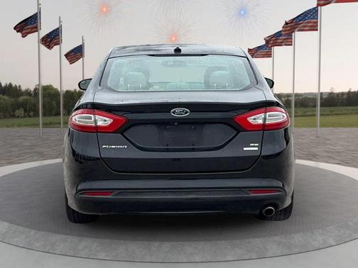Tuxedo Black 2015 Ford Fusion SE