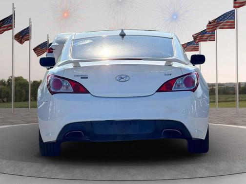 2012 Hyundai Genesis Coupe 2.0T Premium