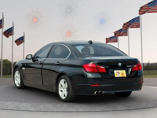 2013 BMW 528 528i Sedan 4D