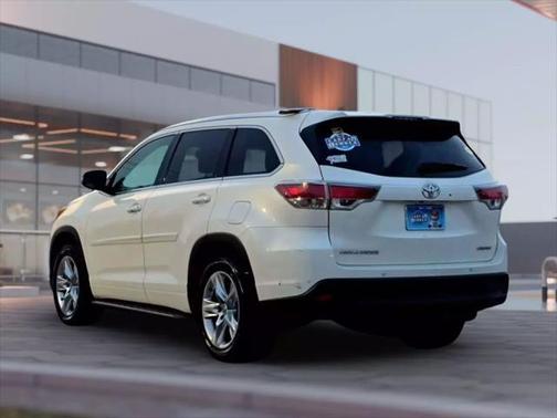 2015 Toyota Highlander Limited Platinum