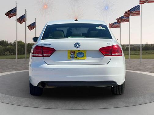 2015 Volkswagen Passat 1.8T Limited Edition