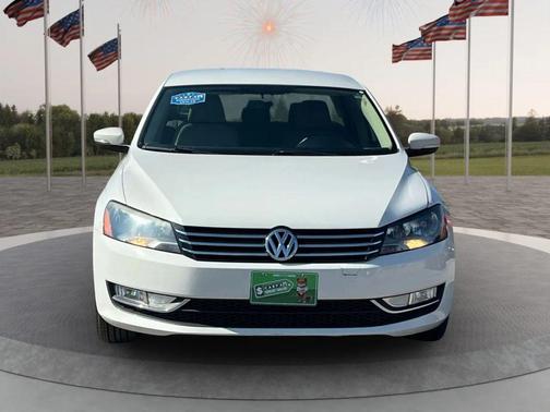 2015 Volkswagen Passat 1.8T Limited Edition