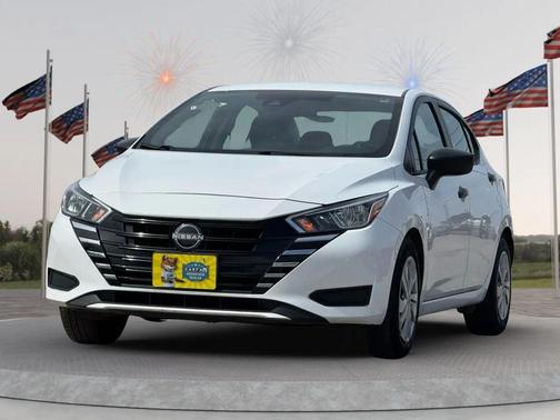 2023 Nissan Versa 1.6 S