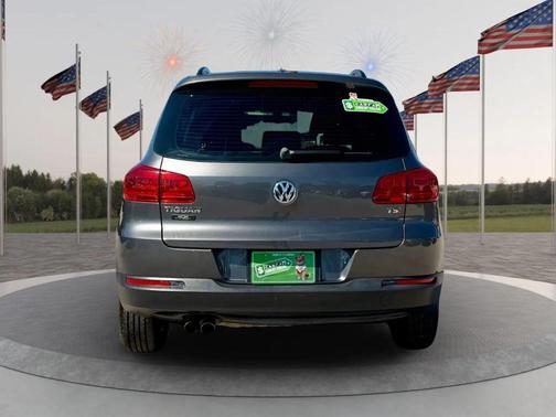 2016 Volkswagen Tiguan S