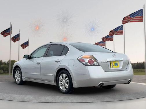 Brilliant Silver Metallic 2012 Nissan Altima 2.5 SL