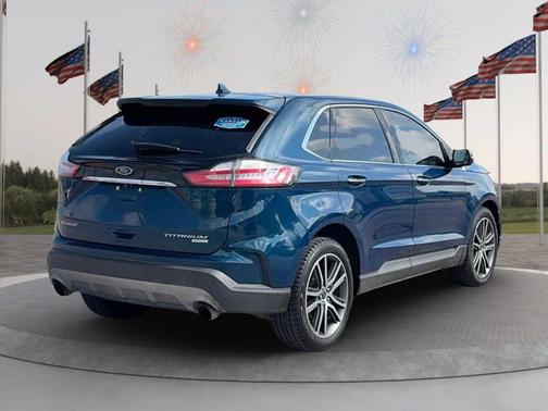 Atlas Blue Metallic 2020 Ford Edge Titanium