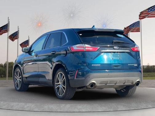 Atlas Blue Metallic 2020 Ford Edge Titanium