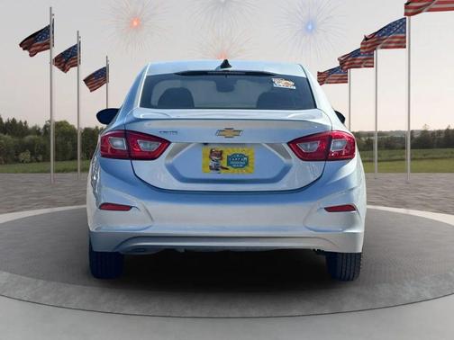 2018 Chevrolet Cruze LS