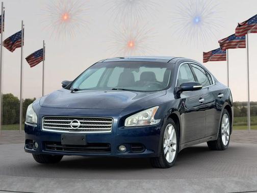 2010 Nissan Maxima SV
