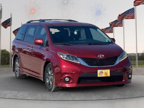 2015 Toyota Sienna SE