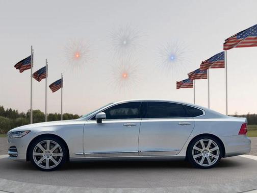 Bright Silver Metallic 2018 Volvo S90 T6 Inscription