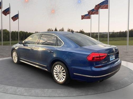 Reef Blue Metallic 2016 Volkswagen Passat 1.8T SE