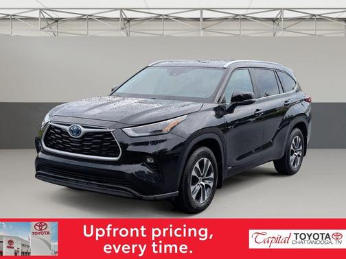 Midnight Black 2024 Toyota Highlander Hybrid XLE