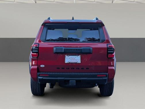 2025 Toyota 4Runner TRD Off Road