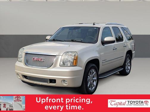 White Diamond Clearcoat 2011 GMC Yukon Denali