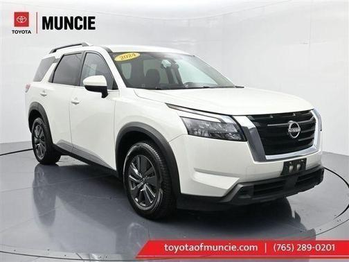2024 Nissan Pathfinder SV 4WD