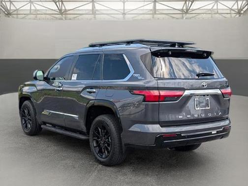 2025 Toyota Sequoia Base