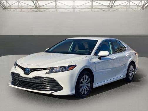 2019 Toyota Camry Hybrid LE