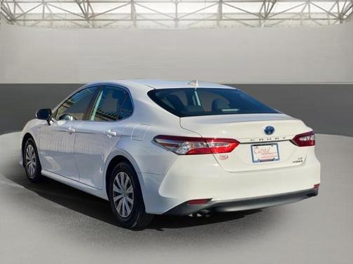 2019 Toyota Camry Hybrid LE