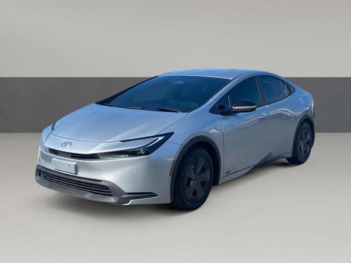2023 Toyota Prius LE