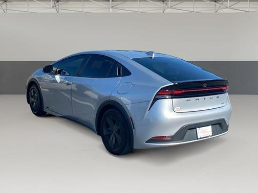 2023 Toyota Prius LE