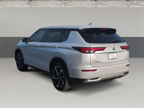 2022 Mitsubishi Outlander