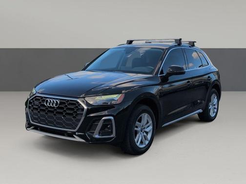 2023 Audi Q5 45 S line Premium