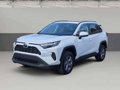 2023 Toyota RAV4 Hybrid XLE
